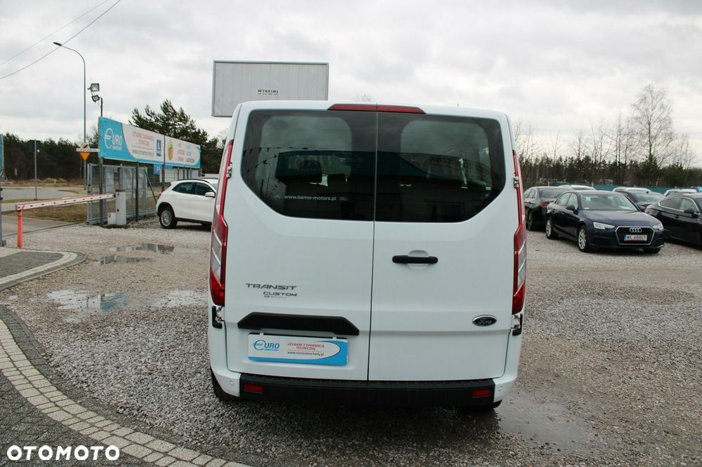 Ford Transit Custom - 8