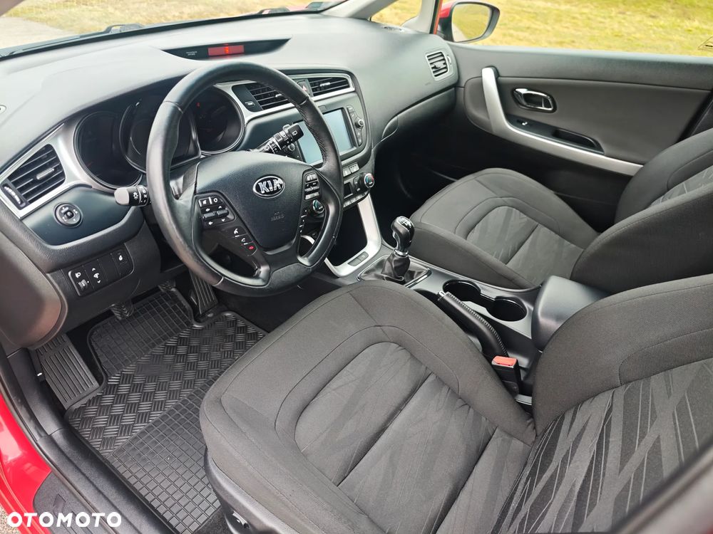 Kia Ceed 1.6 GDI L - 11