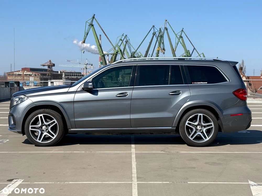 Mercedes-Benz GLS - 2