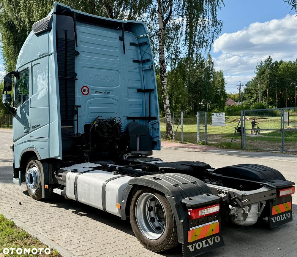 Volvo FH4 500 GLOB XXL I-SHIFT SPOJLERY KLIMA WEBASTO NAVI XENON LED LODÓWKA 2xALUTANK LOW DECK MEGA EURO 6 2016 ŁADNY - 4