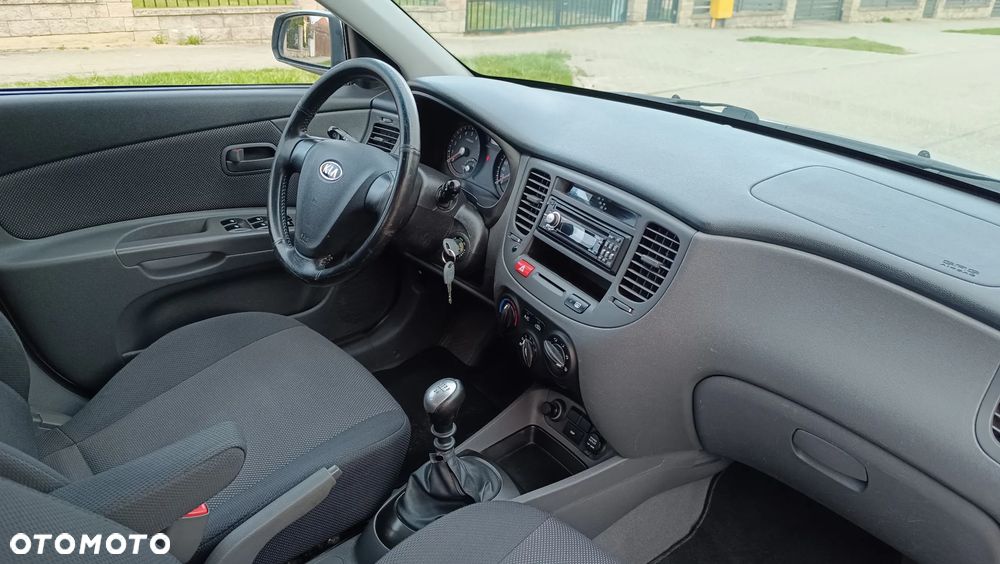 Kia Rio 1.5 SLX - 13