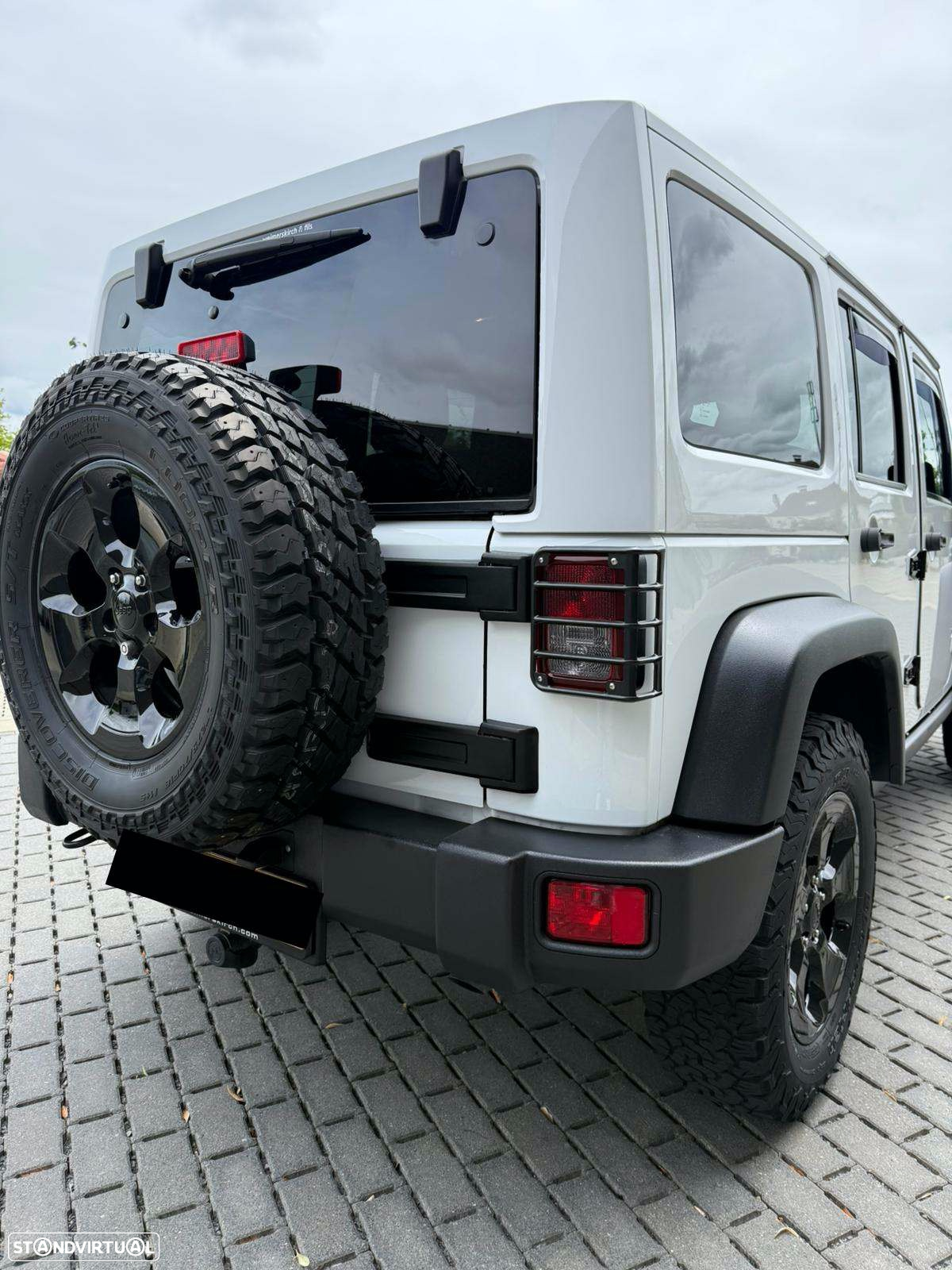 Jeep Wrangler Unlimited - 4