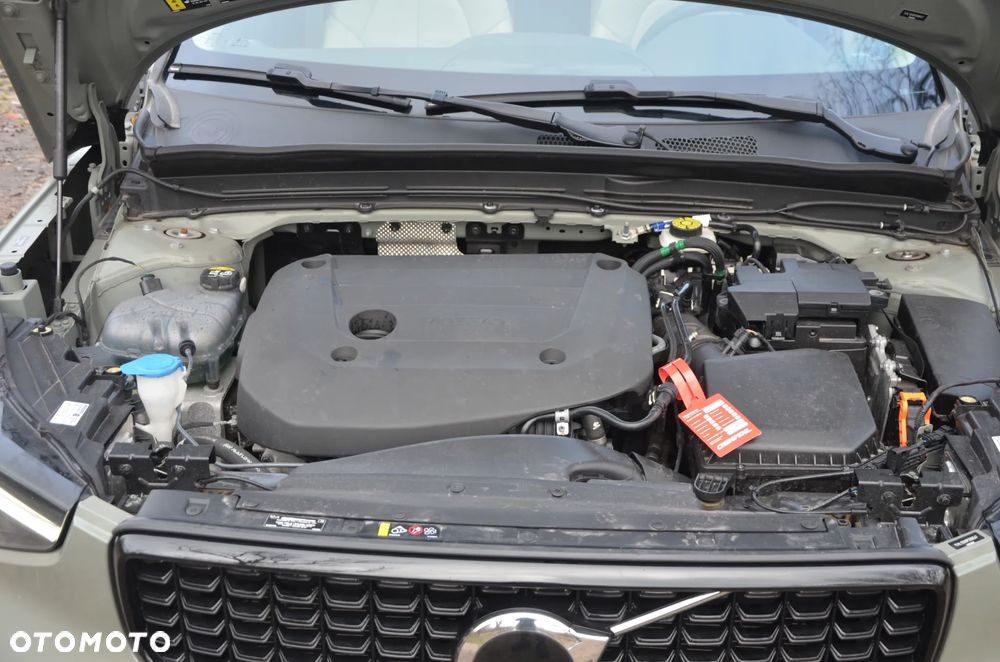 Volvo XC 40 B5 B AWD Ultimate Dark - 29