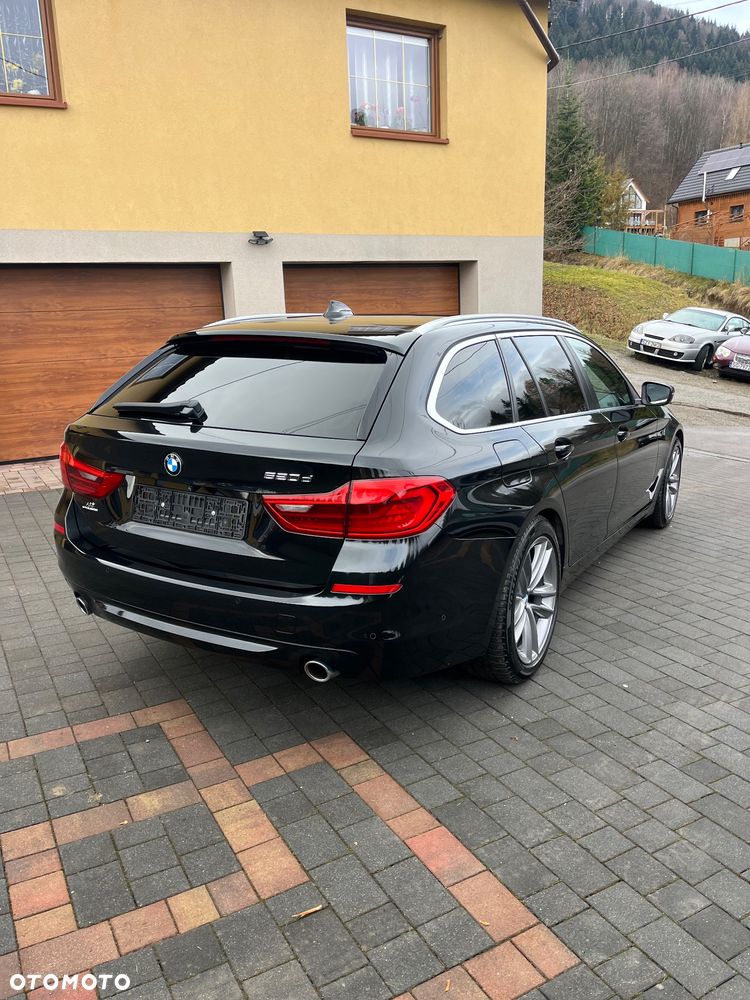 BMW Seria 5 520d Luxury Line - 4