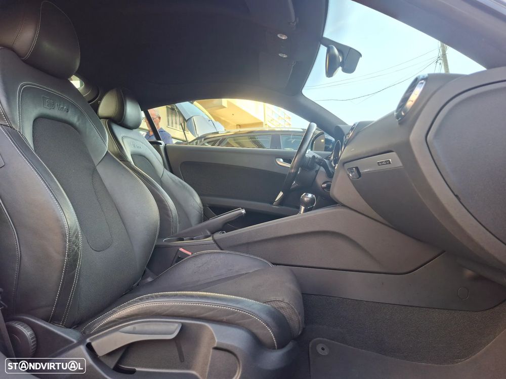 Audi TT Coupé 2.0 TFSI S tronic - 24