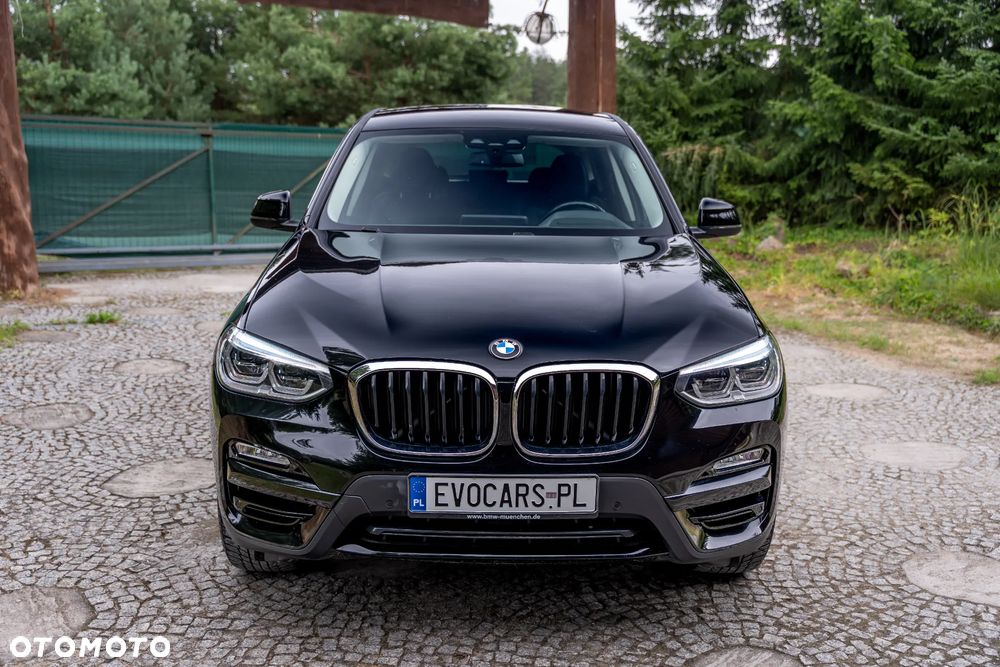 BMW X3 xDrive20d Advantage - 6