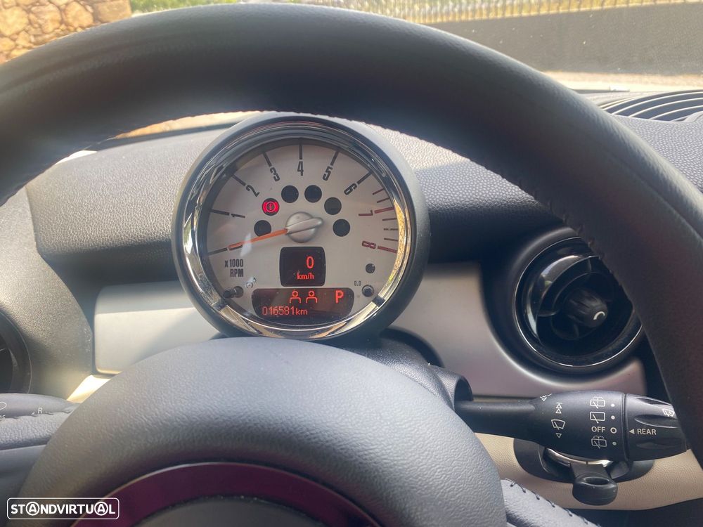MINI 3 Portas One Auto - 14