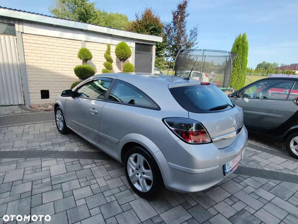 Opel Astra 1.6 111 EasyTronic - 21