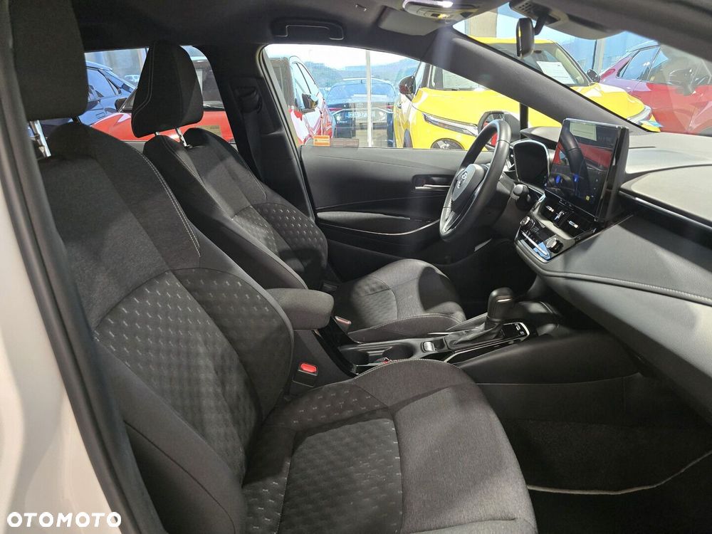 Toyota Corolla 1.8 Hybrid Comfort - 16