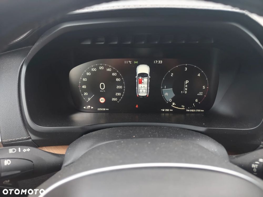 Volvo XC 90 - 16