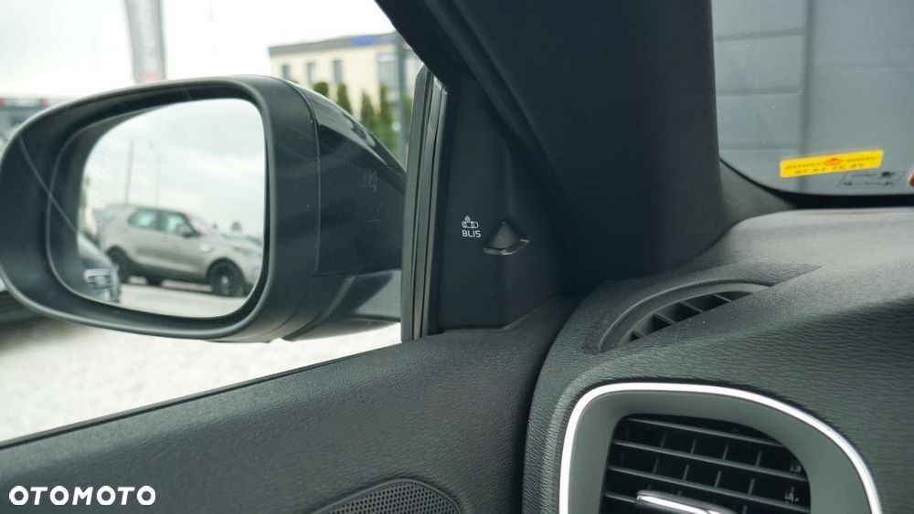 Volvo V40 Cross Country - 30