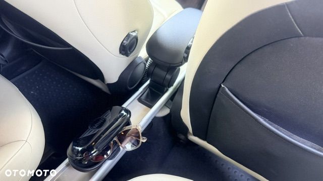 MINI Countryman Cooper D ALL4 - 32