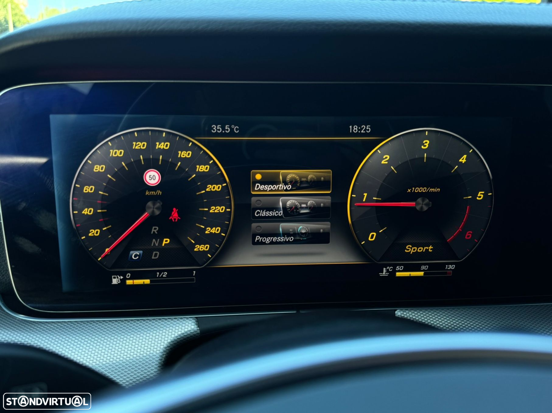 Mercedes-Benz E 220 d AMG Line - 30
