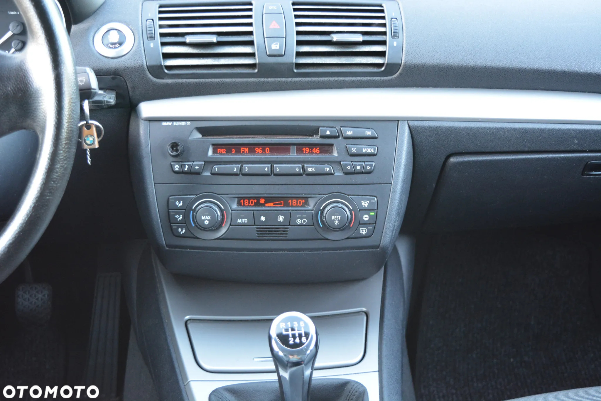BMW Seria 1 118d - 13