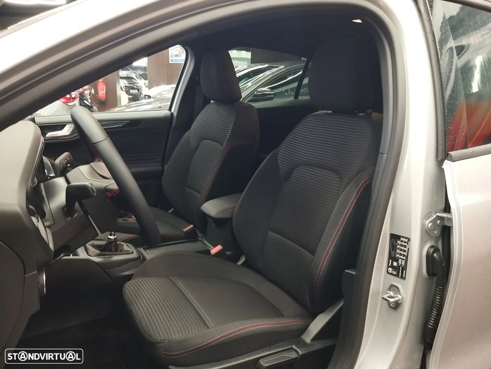 Ford Focus 1.0 EcoBoost MHEV ST-Line - 16