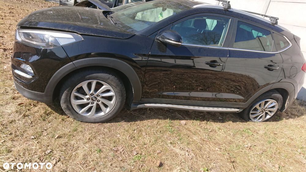 Hyundai Tucson - 1