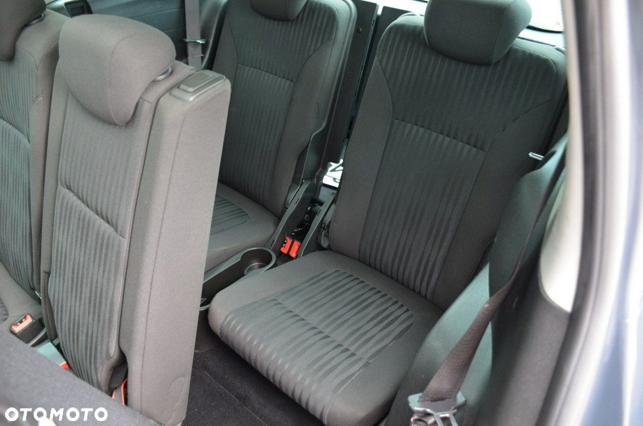Opel Zafira - 27