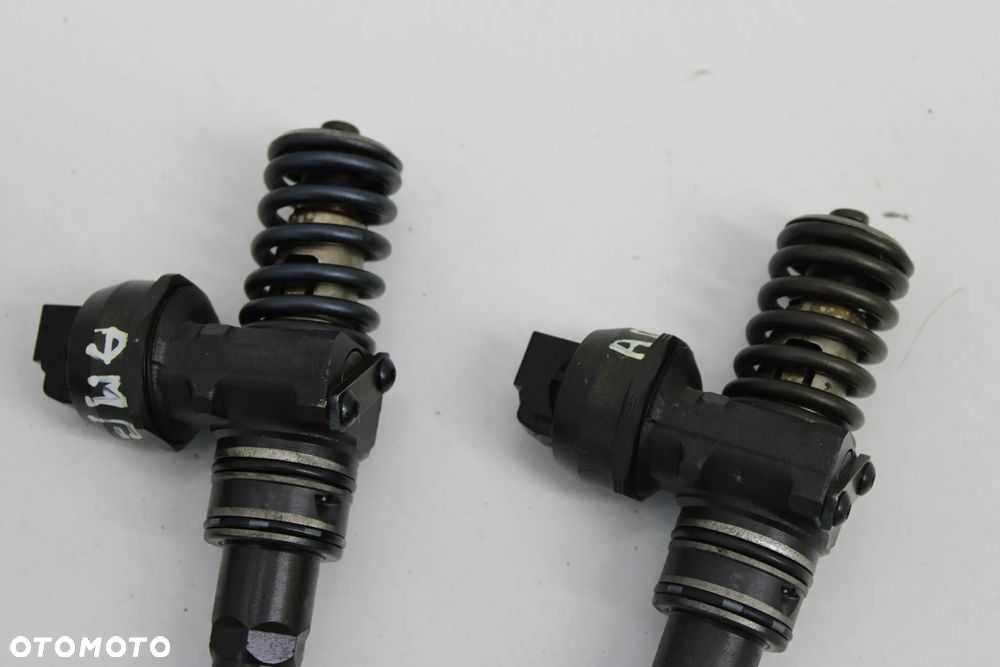 Silnik 1.4 tdi AMF Pompwtryskiwacz Wtrysk BOSCH - 4