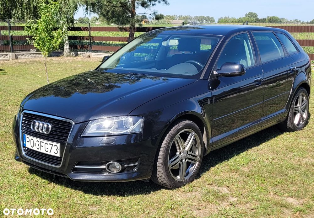 Audi A3 Sportback 2.0 TDI DPF Ambiente - 1