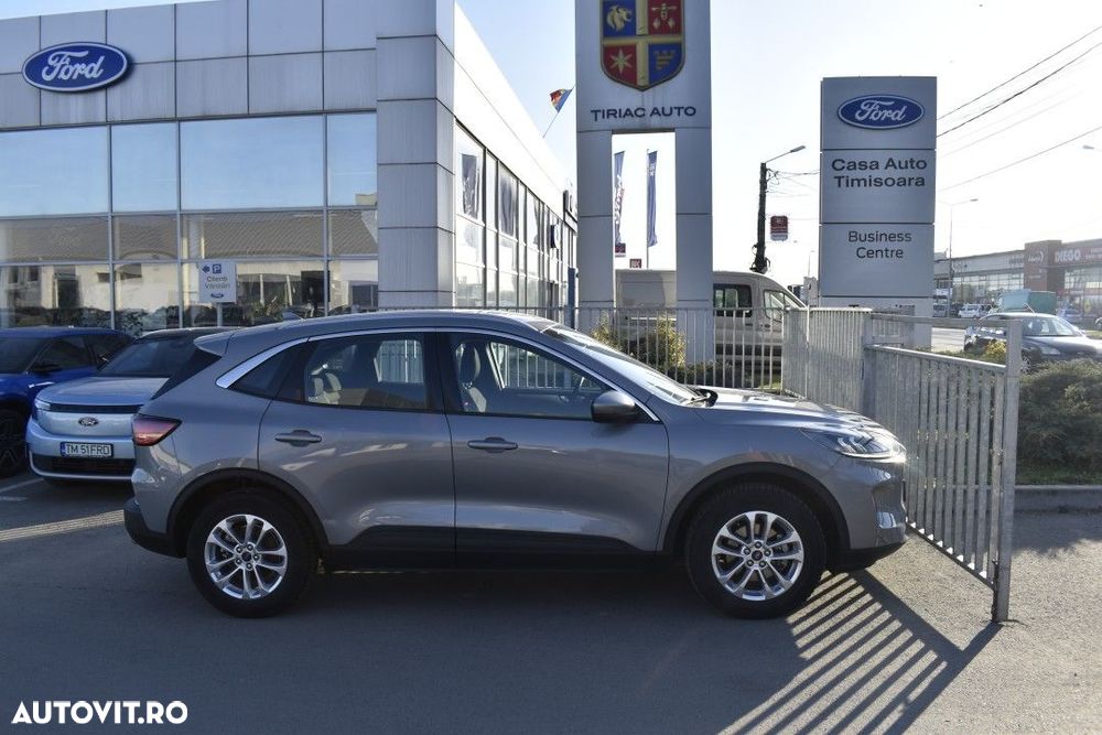 Ford Kuga - 10