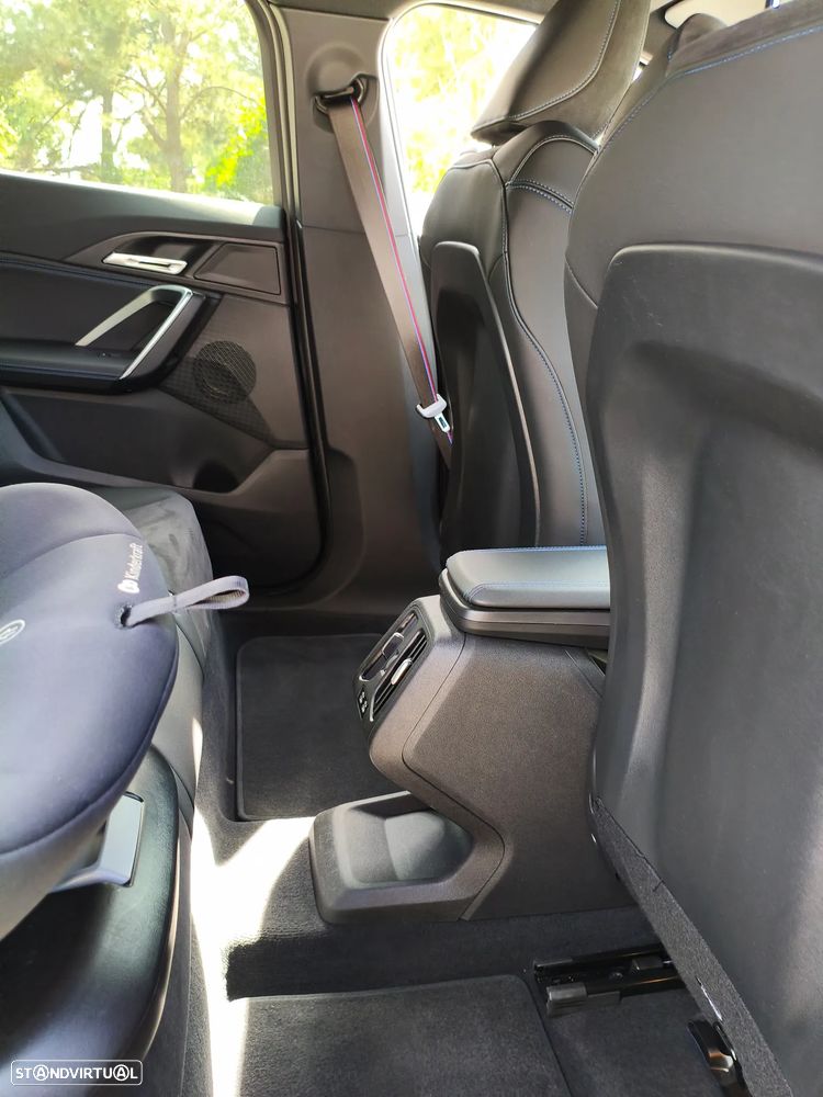 BMW iX2 eDrive20 Pack Desportivo M Pro - 18