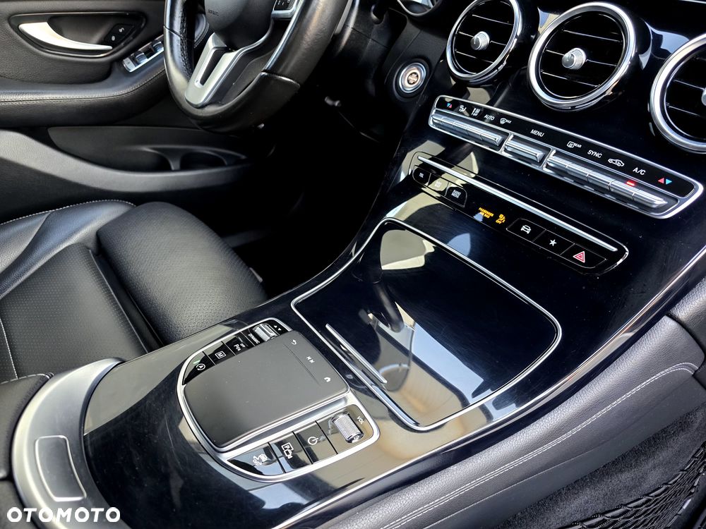 Mercedes-Benz GLC - 10