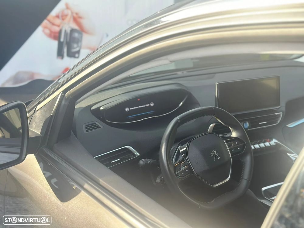 Peugeot 3008 1.5 BlueHDi Allure Baixo Consumo - 12