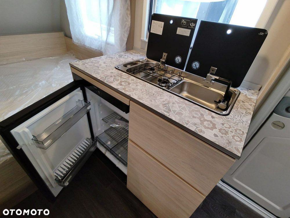 Weinsberg CaraCito 390 QD - przyczepka z niskim DMC 1100 KG - 7