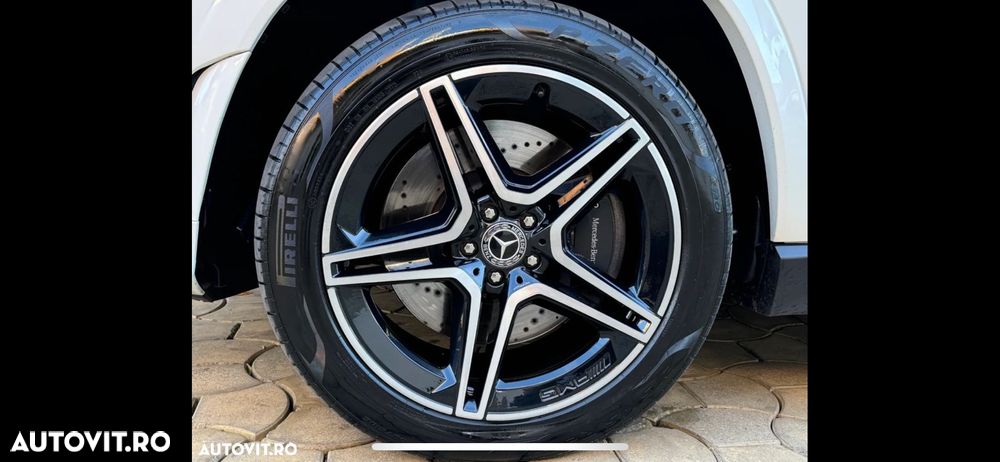 Mercedes-Benz GLS - 18