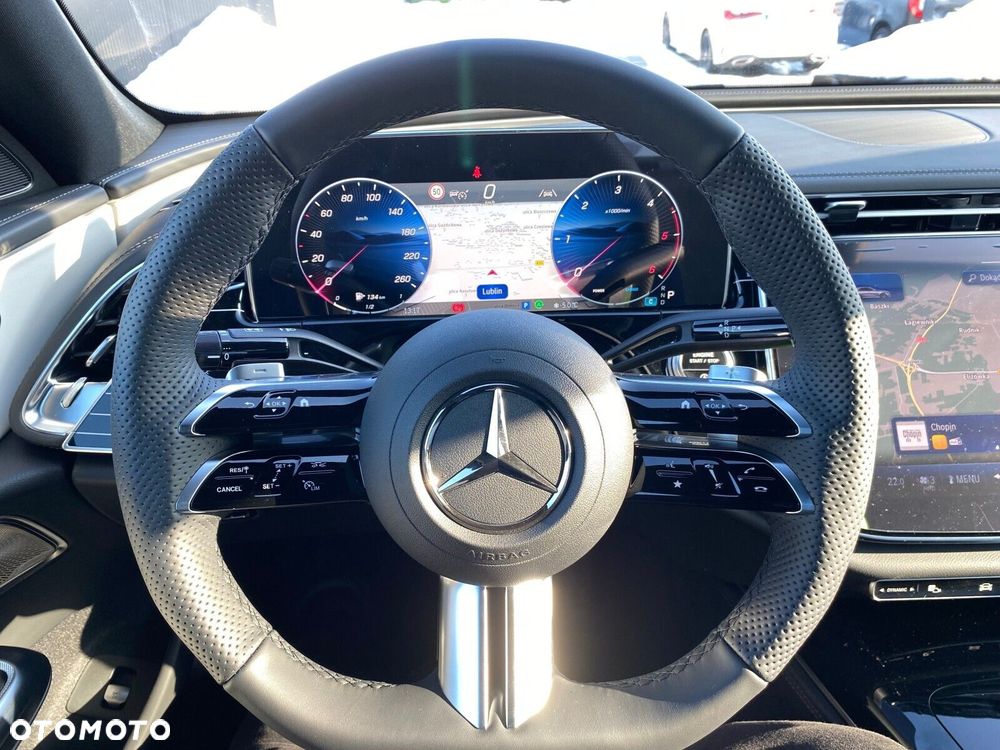 Mercedes-Benz Klasa E - 12