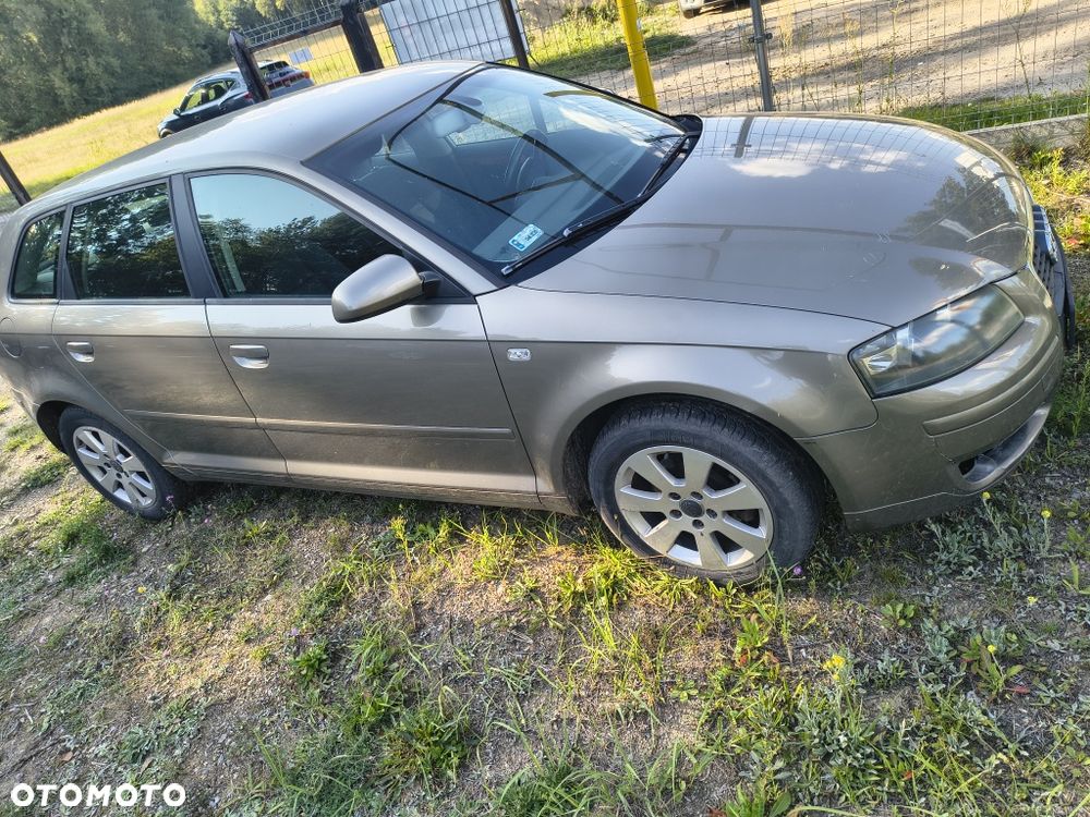 Audi A3 Sportback - 2