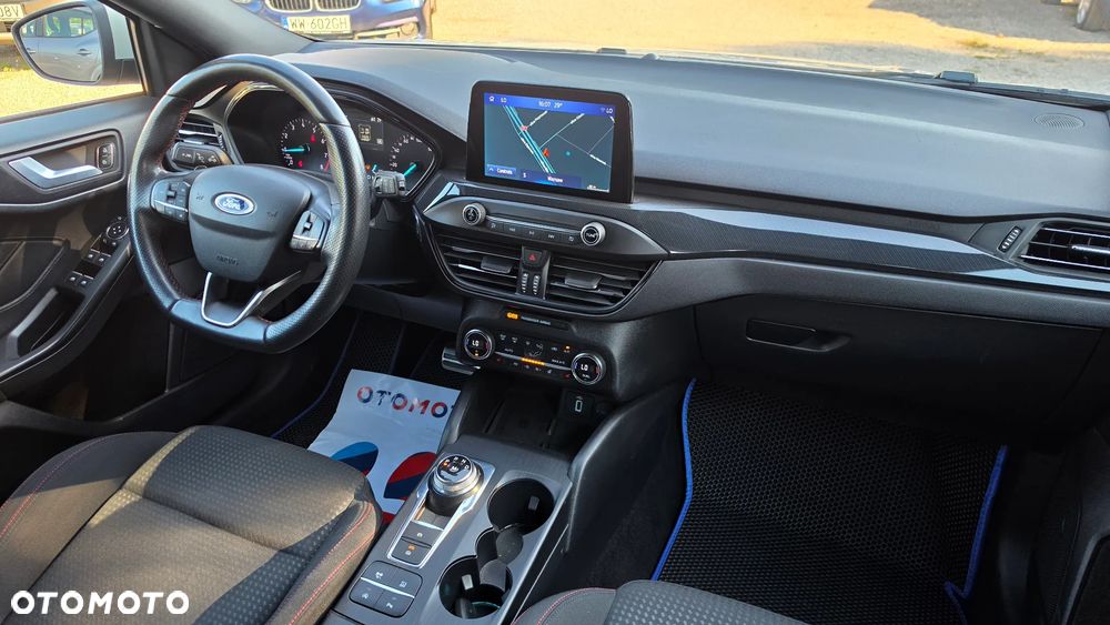 Ford Focus 1.5 EcoBoost ST-Line - 14
