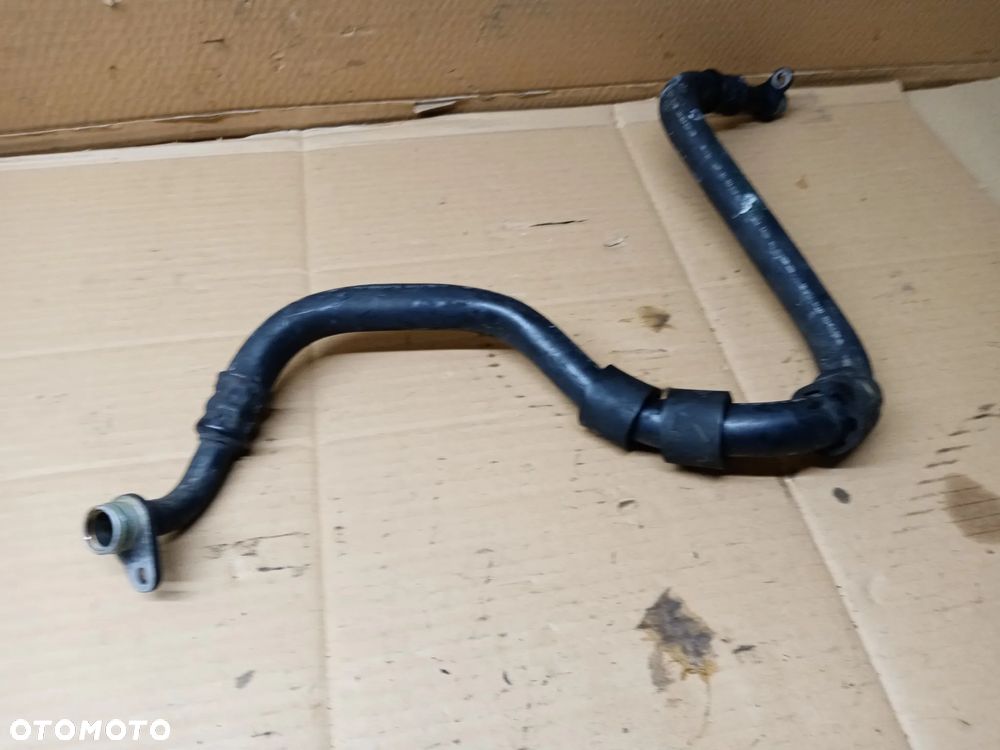 Przewód rurka oleju olejowa BMW M5 G30 F90 4.4 V8 8092201 - 2