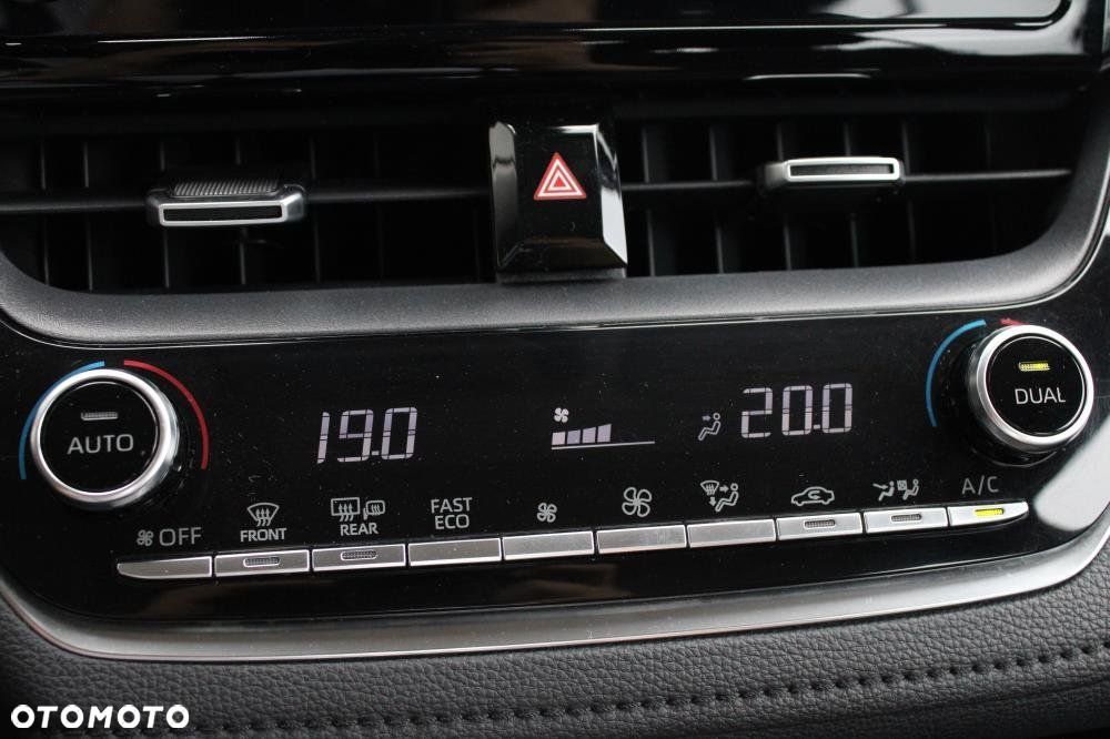 Toyota Corolla - 21