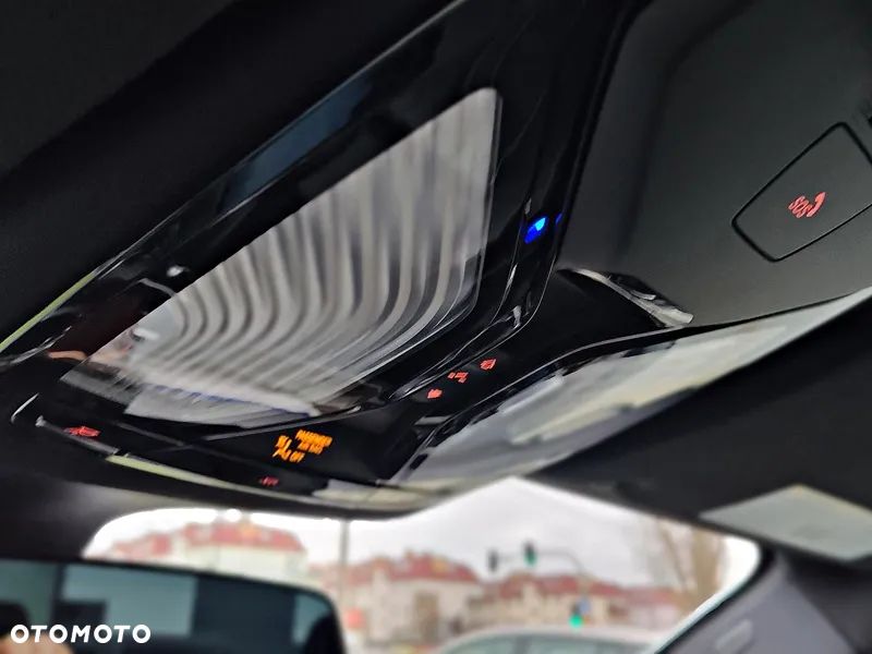 BMW Seria 5 530i xDrive Sport Line - 21