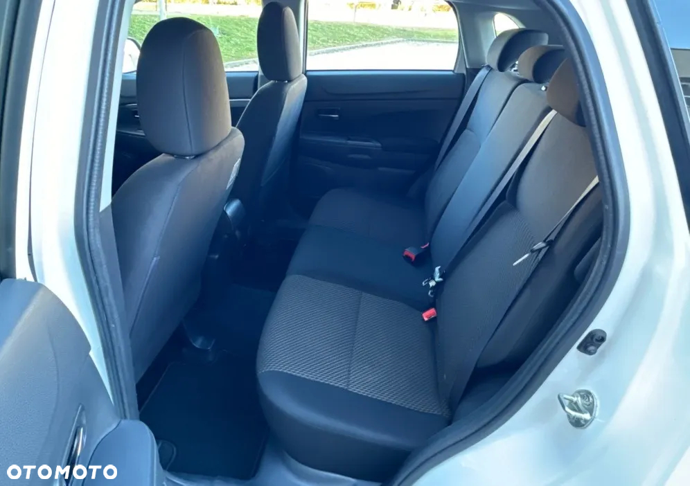Mitsubishi ASX 1.6 Cool Edition - 26