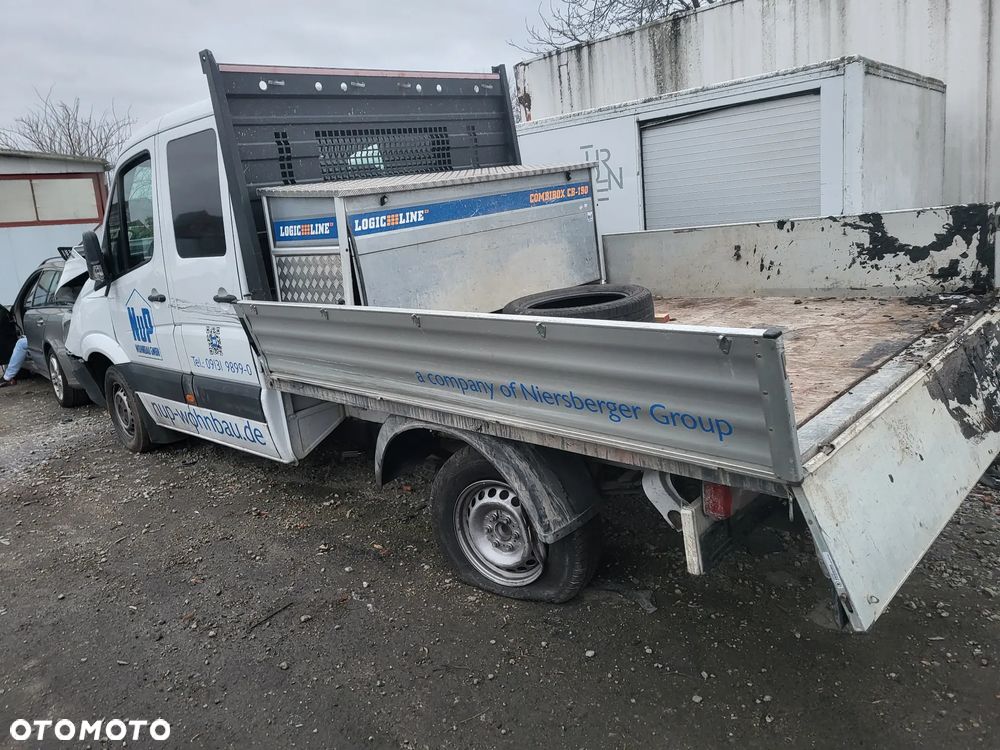 Mercedes-Benz Sprinter - 19