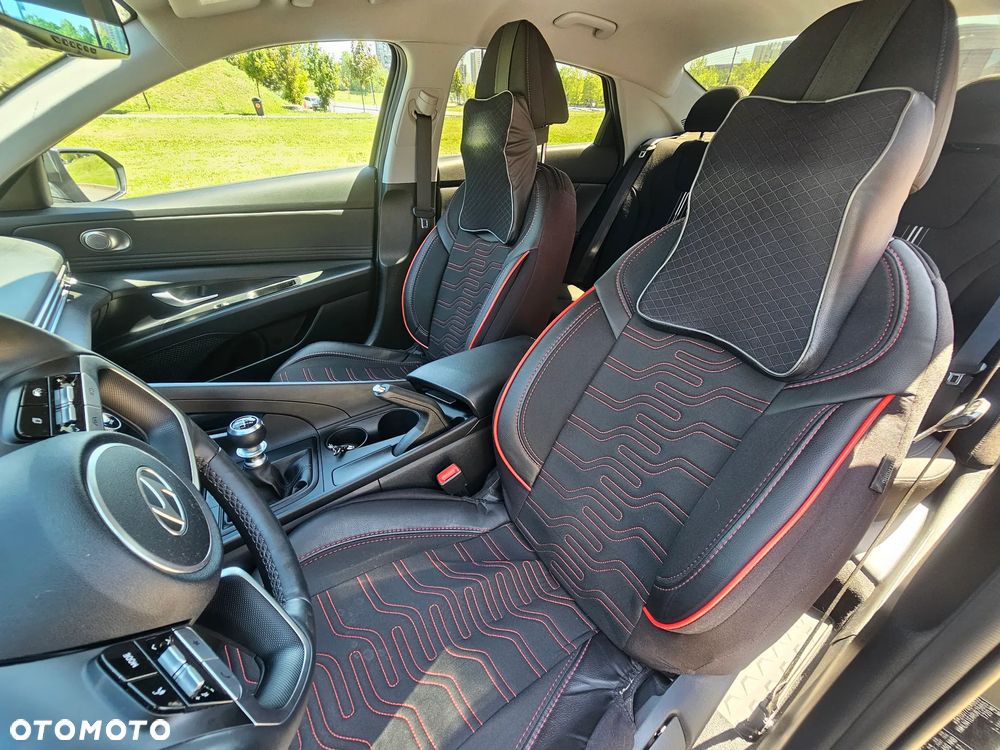 Hyundai Elantra 1.6 Smart - 12