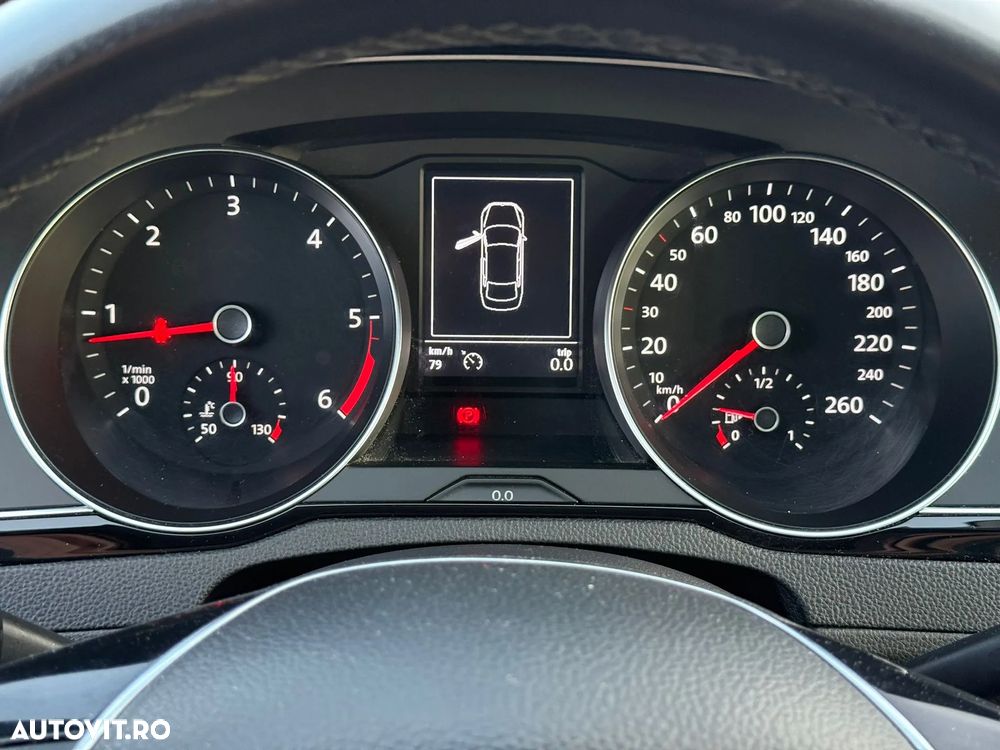 Volkswagen Passat 2.0 TDI (BlueMotion Technology) Comfortline - 11
