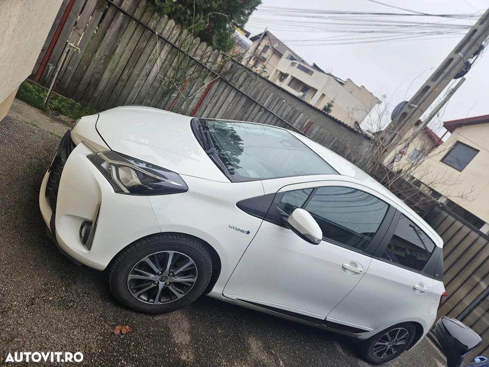 Toyota Yaris 1.5 VVT-i HSD Y20 Collection - 2