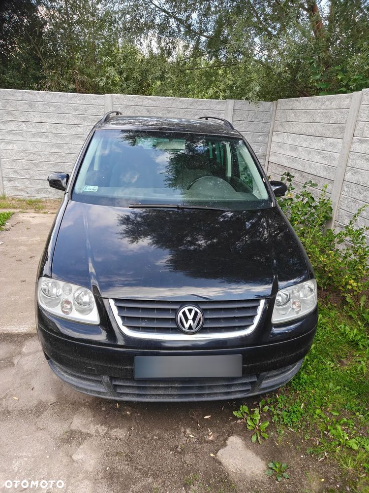 Volkswagen Touran - 2