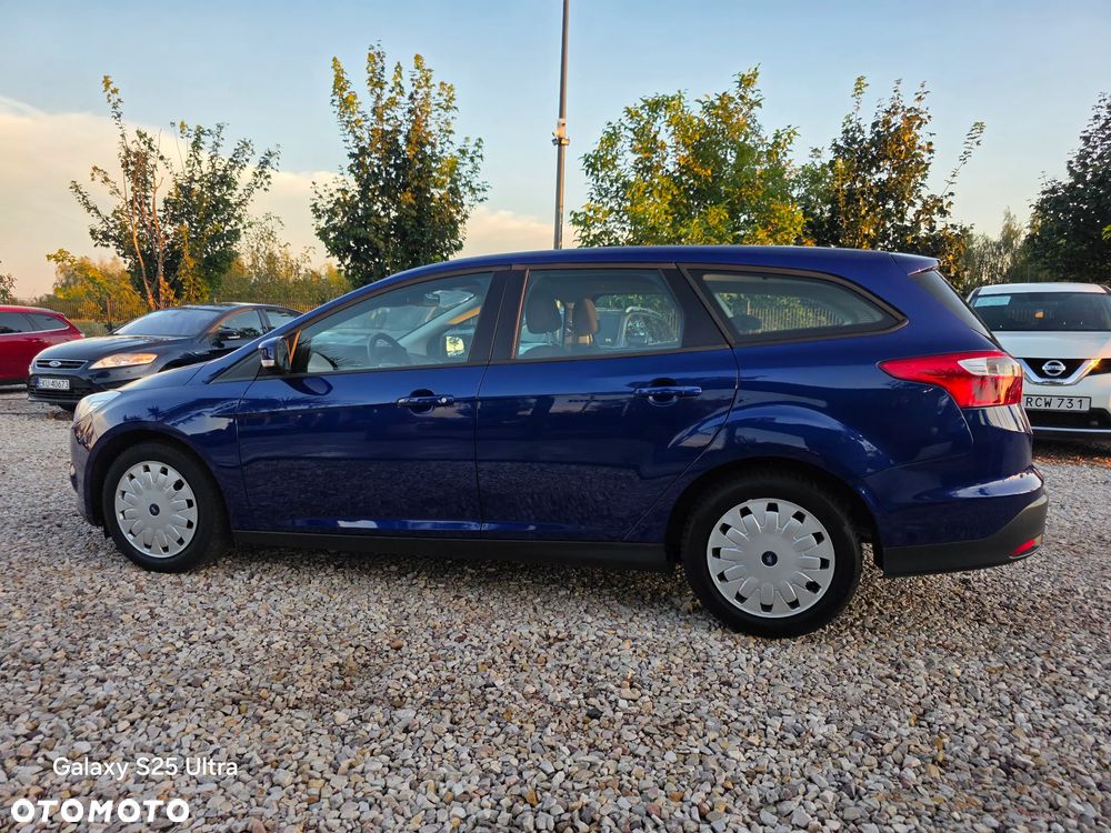 Ford Focus Turnier 1.6 TDCi ECOnetic 99g Start-Stopp-Sy SYNC Edition - 6