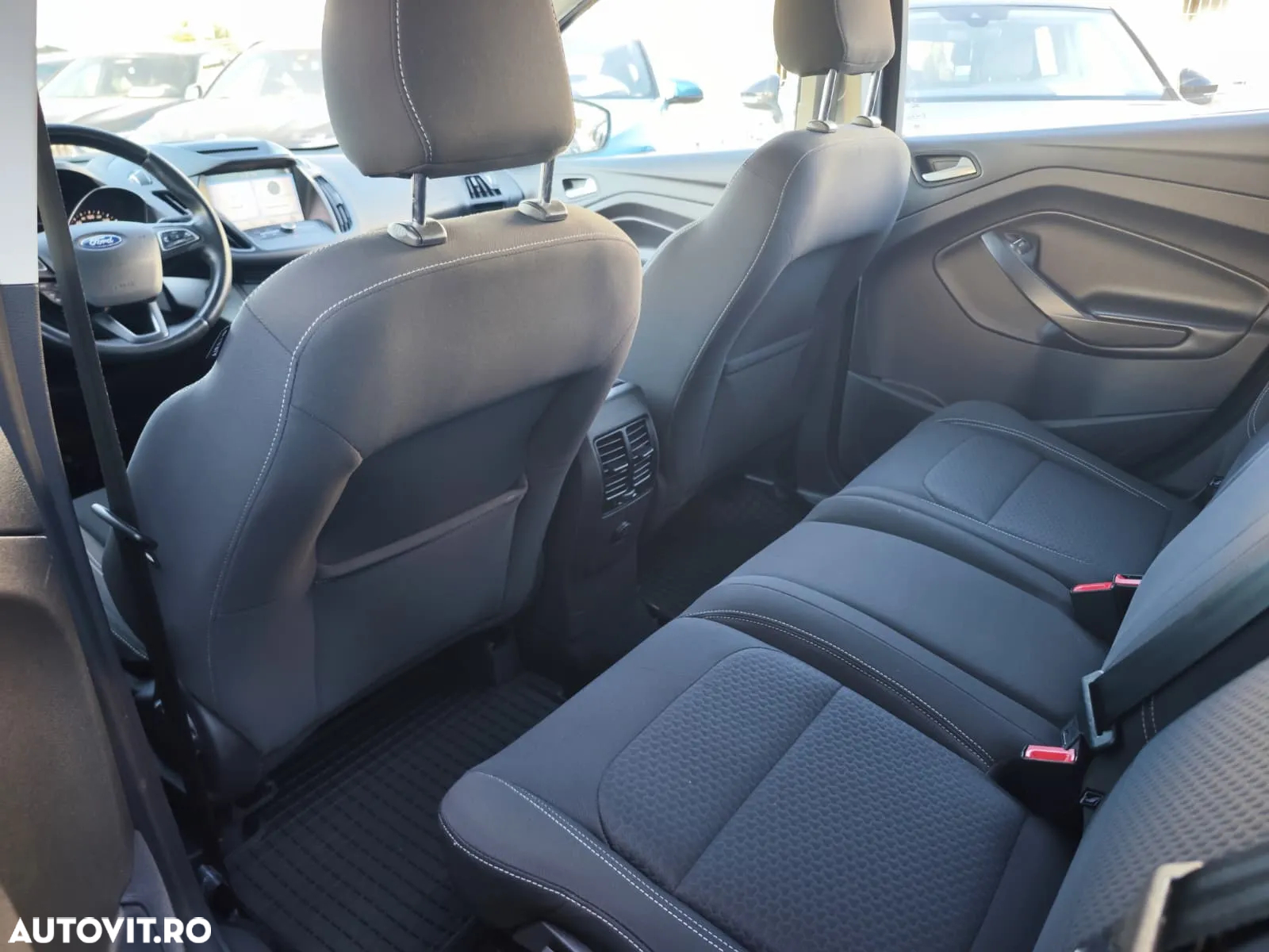 Ford Kuga 2.0 TDCi 4WD Powershift Trend - 20