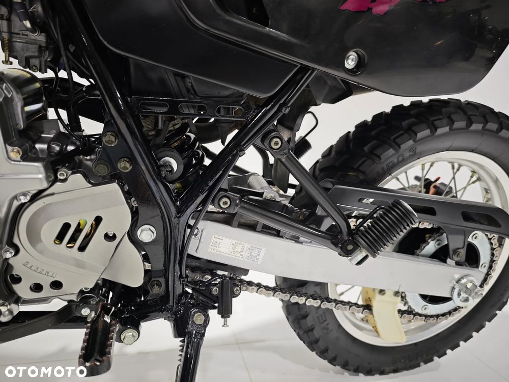 Suzuki DR - 22
