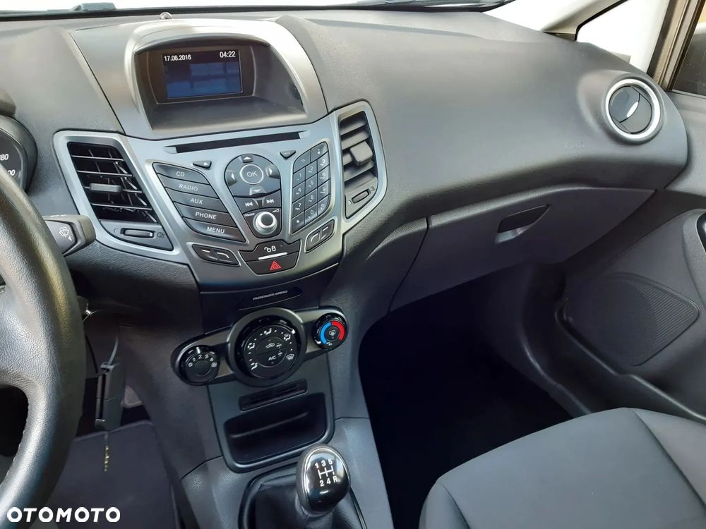 Ford Fiesta - 14