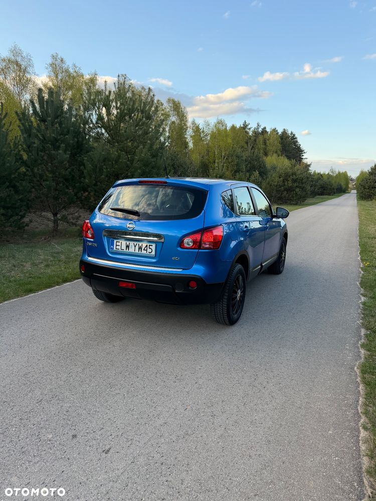 Nissan Qashqai 2.0 dCi 4x4 Tekna Premium - 4