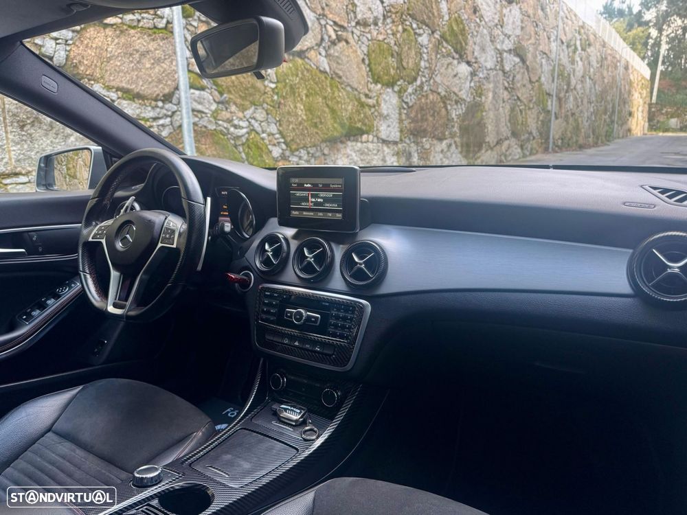 Mercedes-Benz CLA 180 - 32