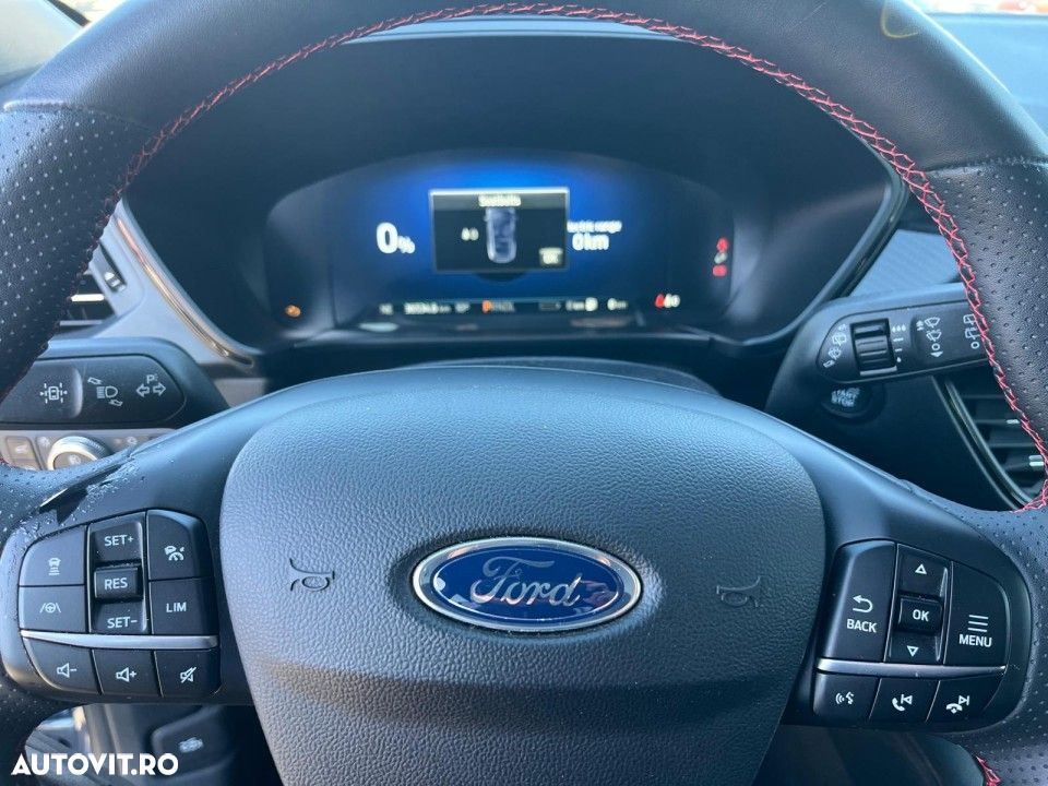 Ford Kuga 2.5 Duratec PHEV ST Line - 9