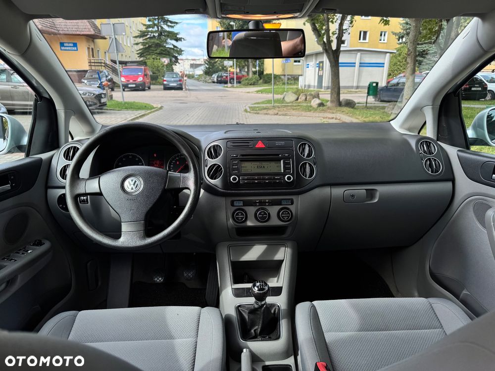 Volkswagen Golf Plus 1.6 FSI Comfortline - 11