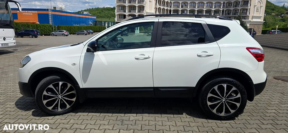 Nissan Qashqai 1.6 DCI TEKNA - 2